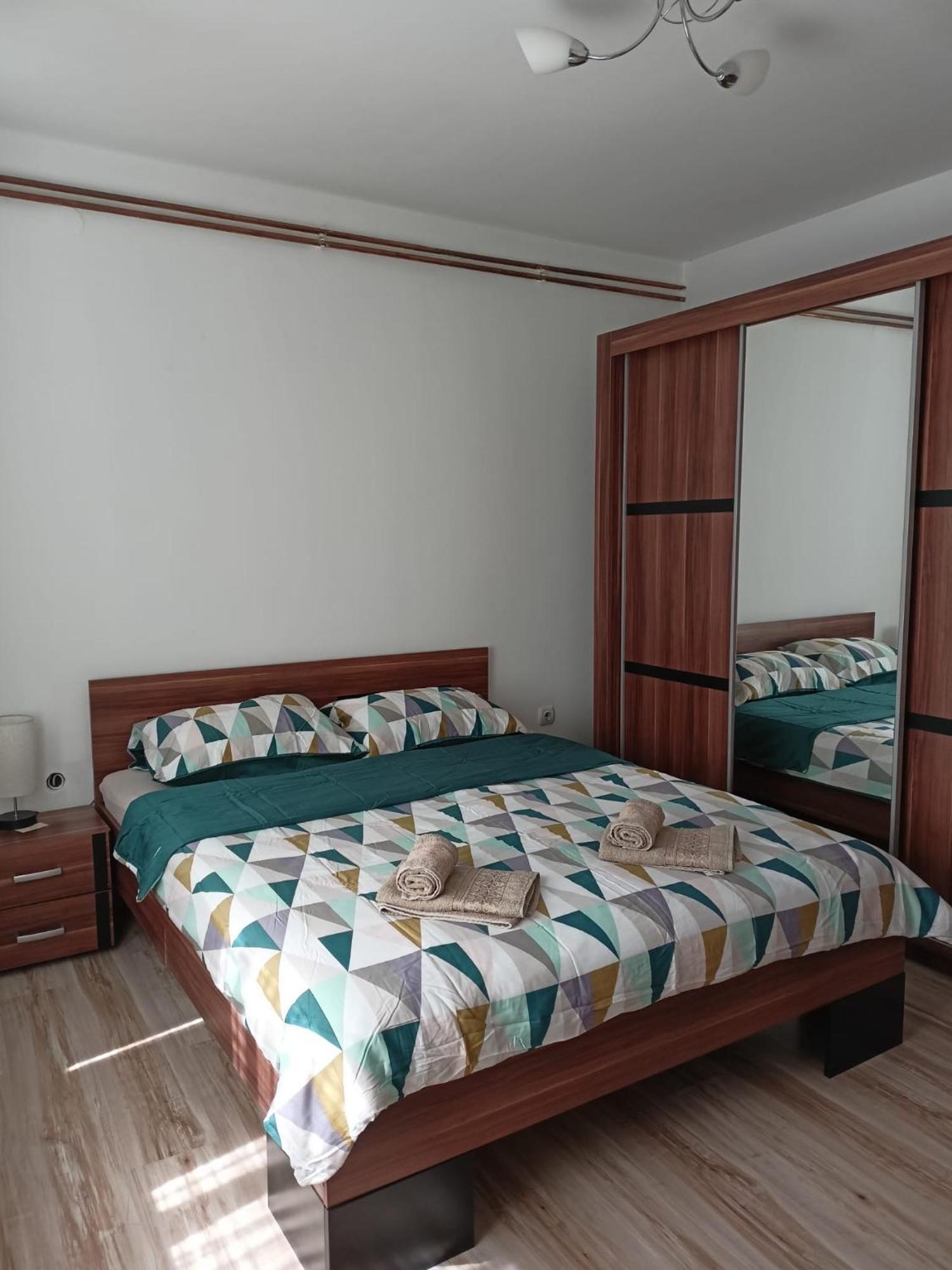 Apartmani Dora Leskovac Лесковац Экстерьер фото