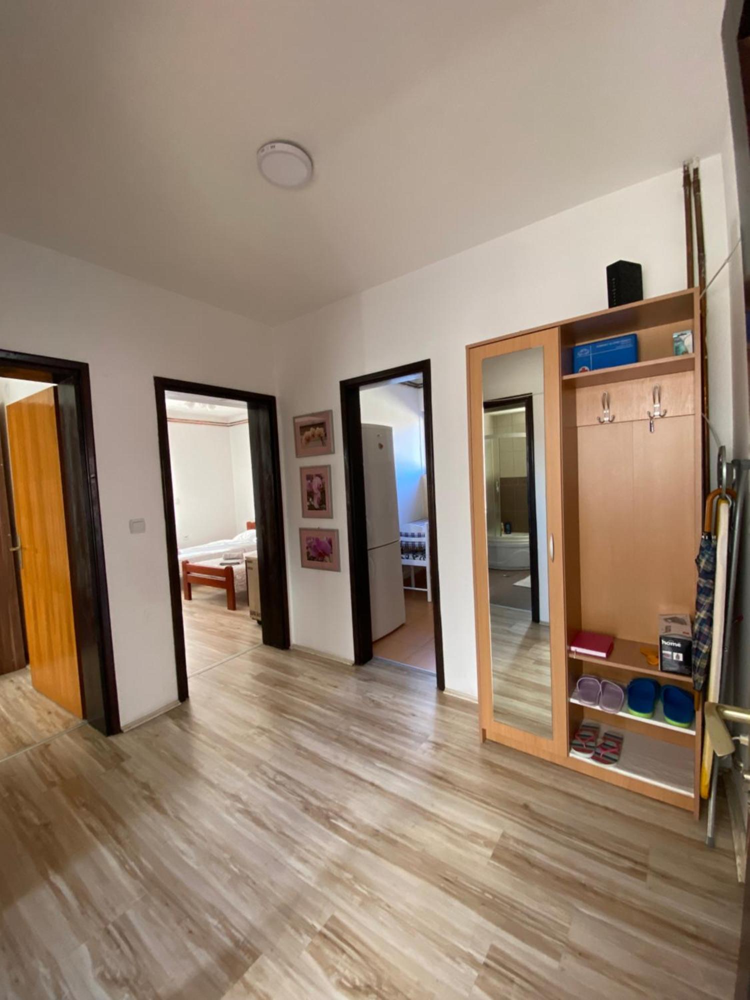 Apartmani Dora Leskovac Лесковац Экстерьер фото